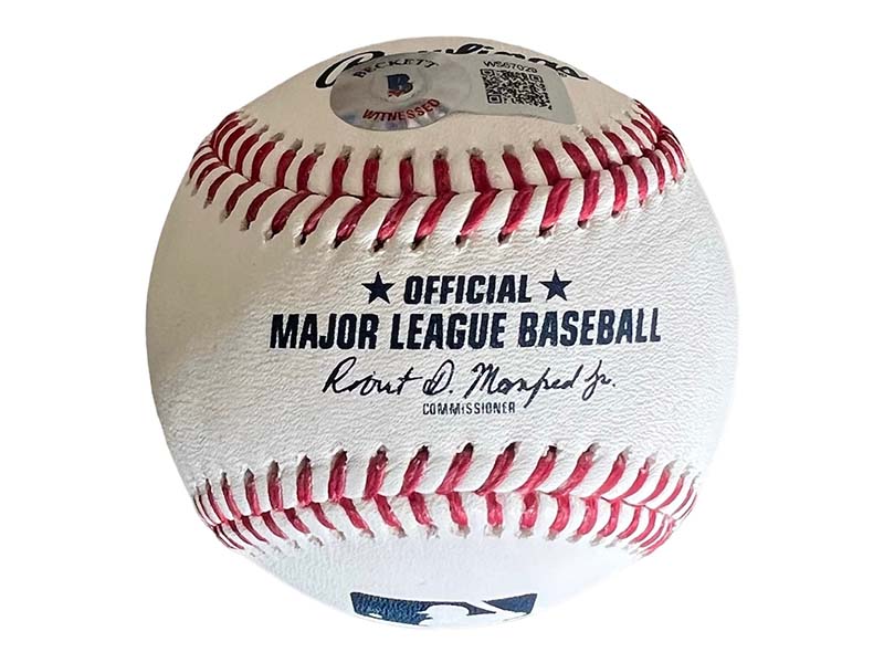 John Smoltz Autographed Official Major League Baseball (Beckett)