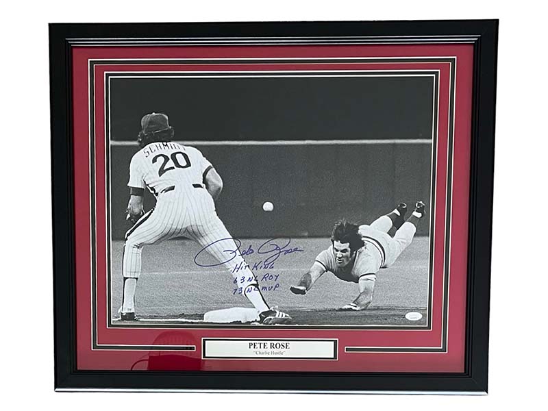 Pete Rose Autographed Cincinnati Reds 11x16 Framed Photo (JSA