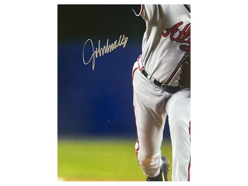John Smoltz Signed Atlanta Braves 16x20 photo (Beckett)