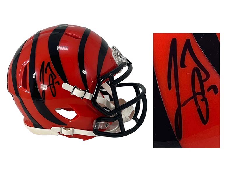 JOE BURROW BENGALS AUTOGRAPHED SPEED AUTHENTIC HELMET SIGNED IN BLACK