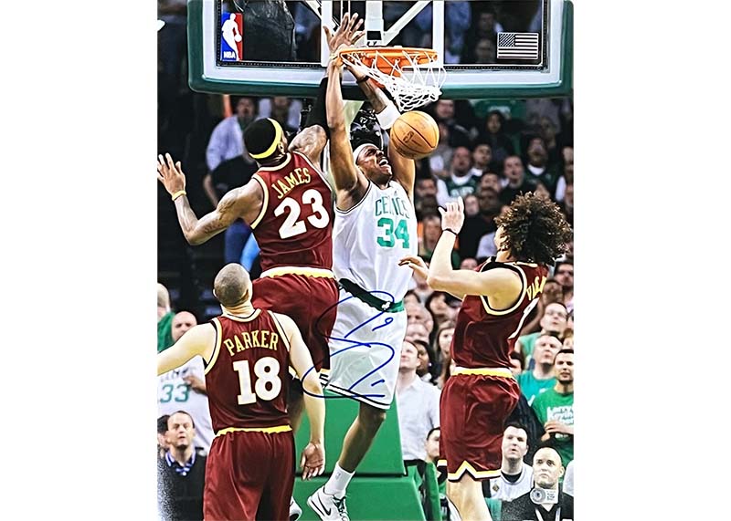 Paul Pierce Signed Boston Celtics Vs Cavaliers Dunk on LeBron Photo Beckett