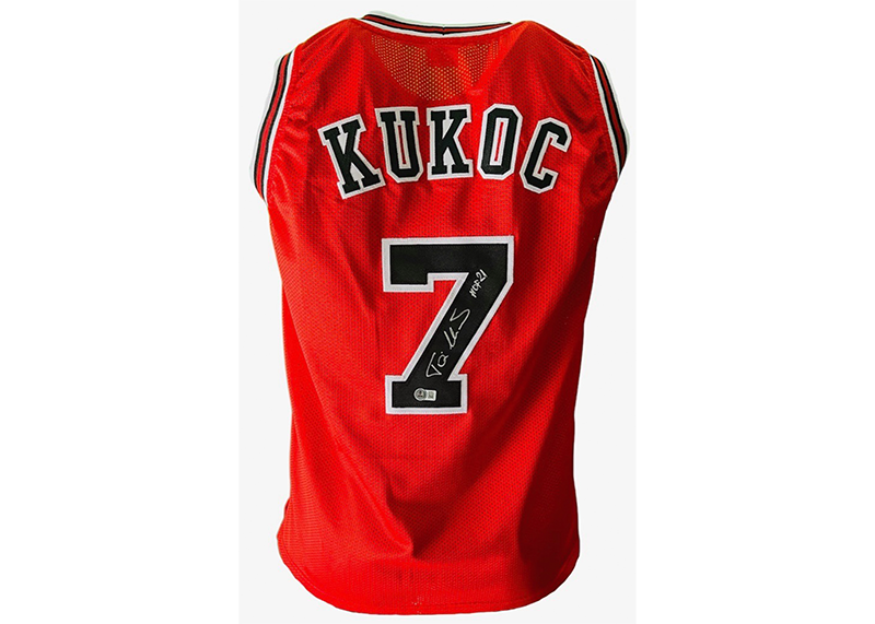 Toni Kukoc Signed Chicago Custom Red Basketball Jersey Beckett HOF 21 Inscription