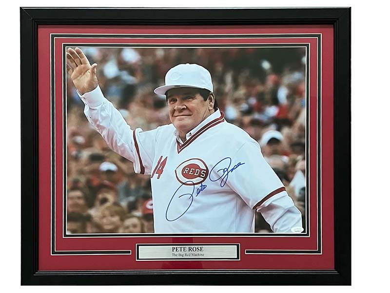 Pete Rose Autographed Cincinnati Reds 11x16 Framed Photo (JSA