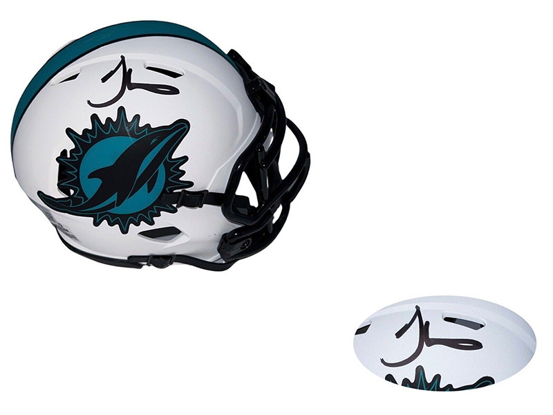 Miami Dolphins Mini Football Helmet Signed by Tyreek Hill - CharityStars