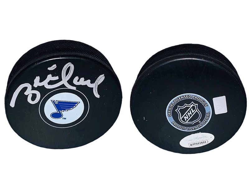 Brett Hull Autographed St. Louis Blues Silver Signature Hockey Puck (JSA)