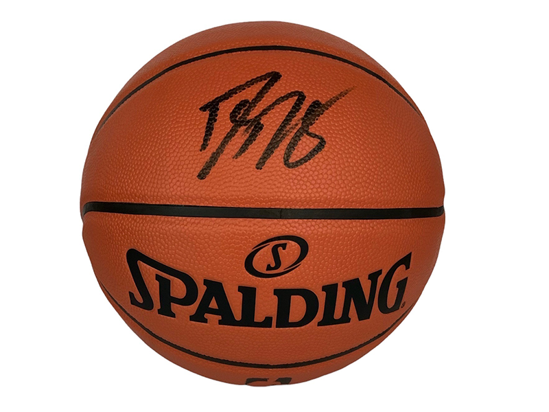 Dwight Howard Autographed Spalding NBA Game Series Basketball (JSA)