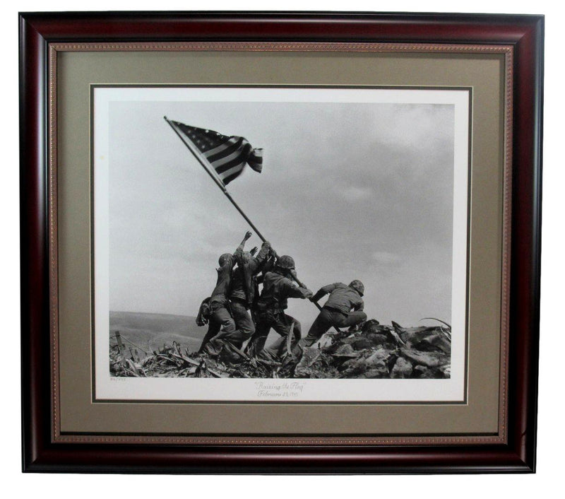 Battle of Iwo Jima "Raising the Flag" 20x24 B/W Photo Framed 190769
