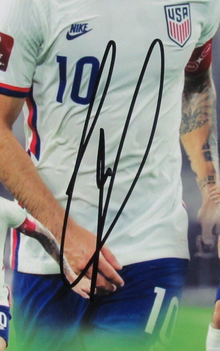 Christian Pulisic Autographed 11x14 Photo U.S. Men's National Team Framed JSA