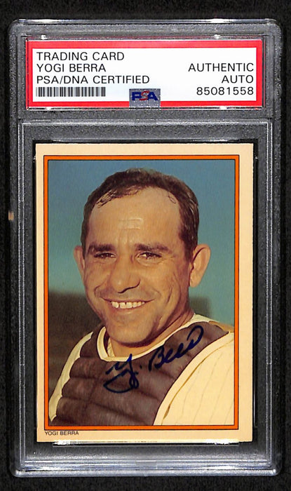 Yogi Berra HOF Signed 1985 Topps Cirsle K Card #33 Yankees PSA/DNA 184463