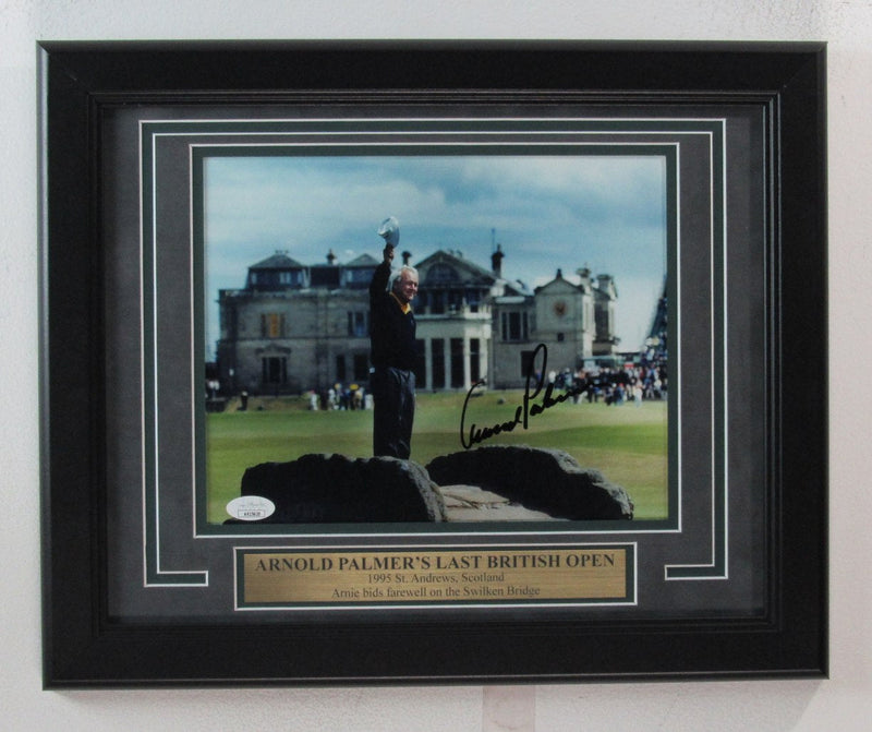 Arnold Palmer Autographed 8x10 Photo 1995 St. Andrews Framed JSA 181860