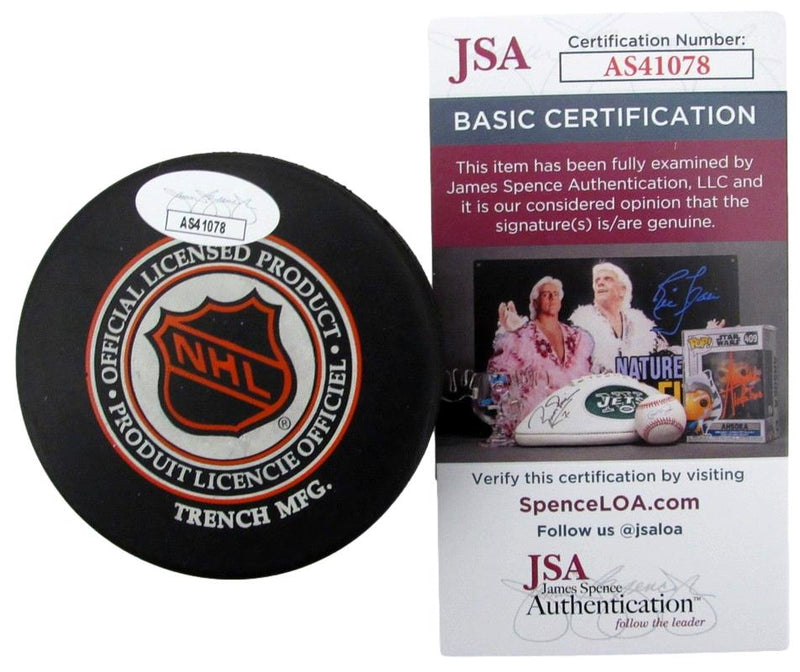 Gordie Howe HOF Signed/Auto Hockey Puck Detroit Red Wings JSA 186362