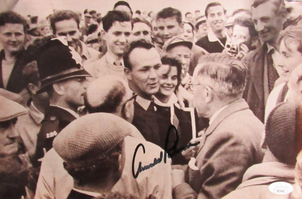 Arnold Palmer Signed/Autographed 12x8 B/W Photo PGA Golf Champ JSA 192665