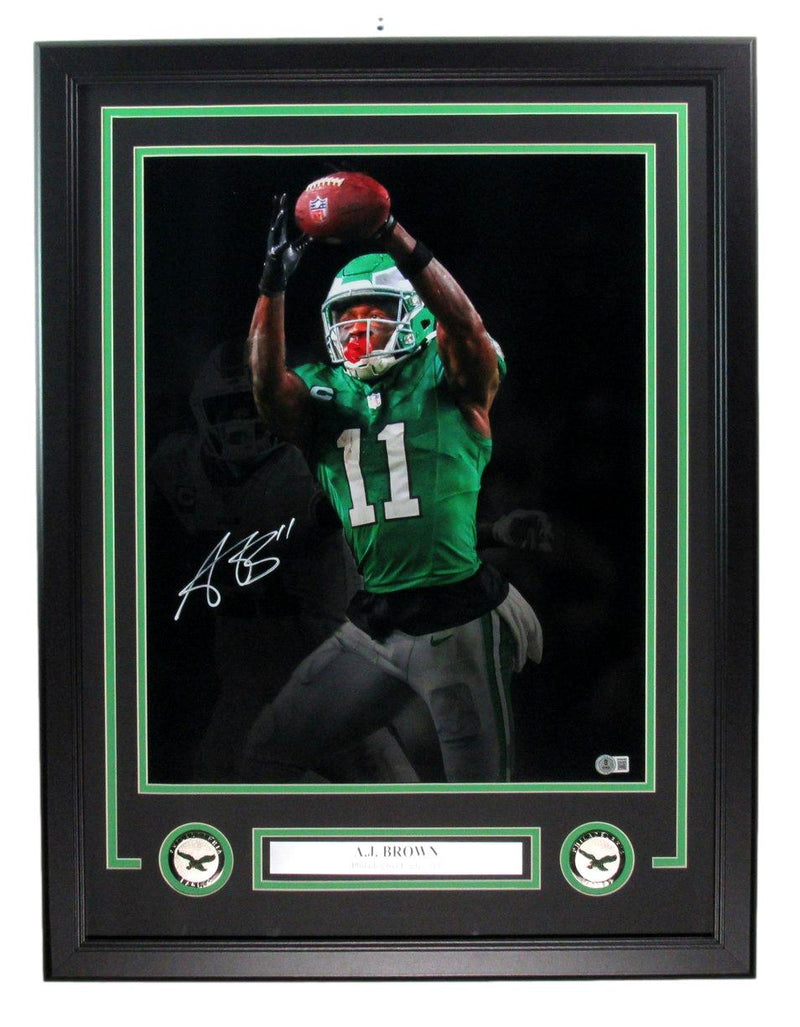 A.J. Brown Autographed 16x20 Photo Philadelphia Eagles Framed Beckett 193523