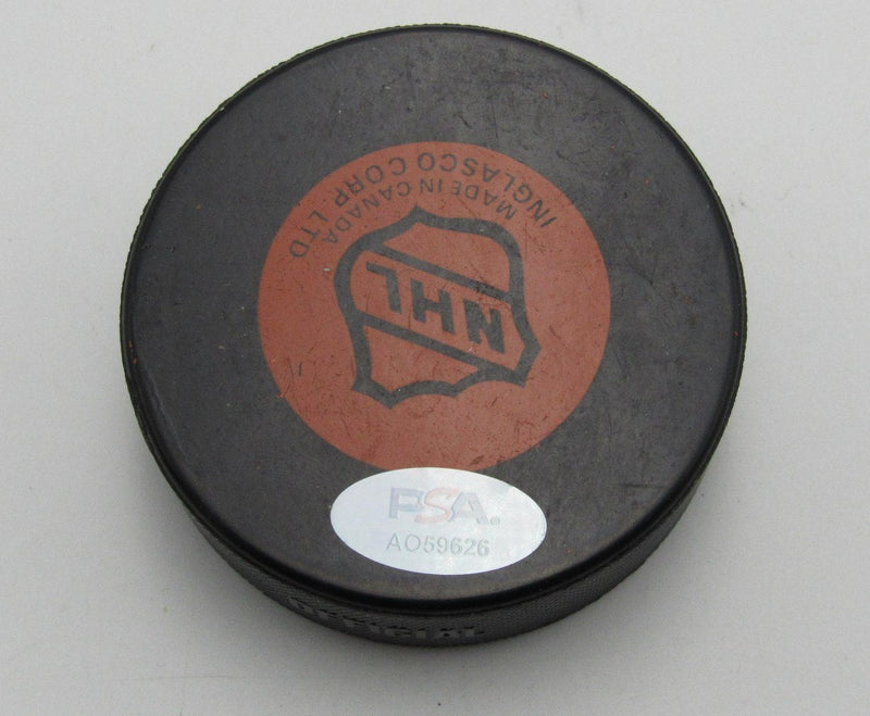 Brett Hull HOF Signed/Auto St. Louis Blues Official Game Hockey Puck PSA 194234