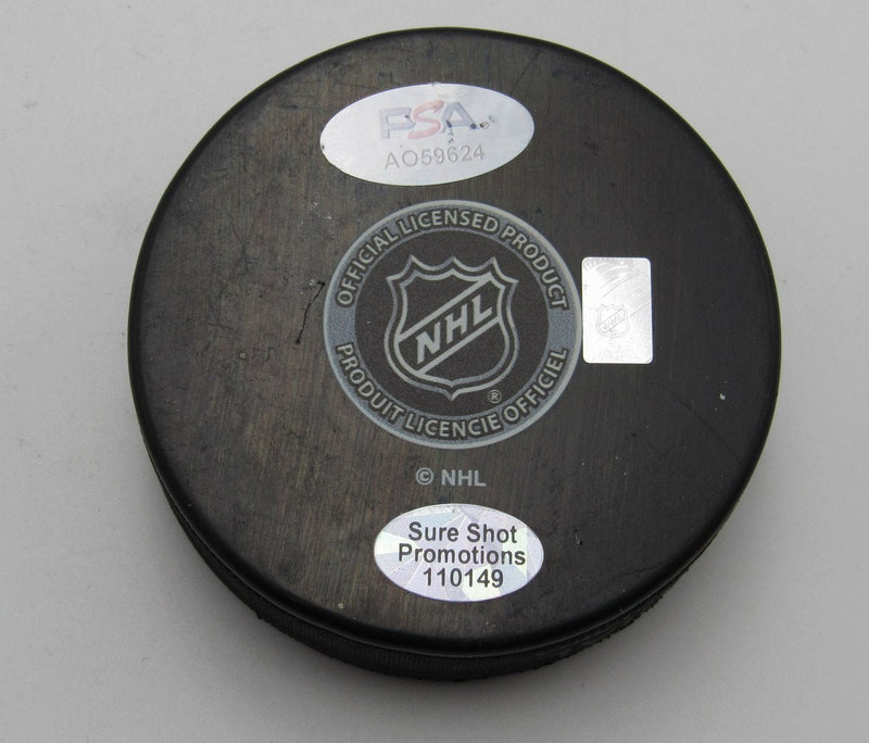 Bobby Hull HOF Signed/Autographed Chicago Black Hawks Hockey Puck PSA 194267