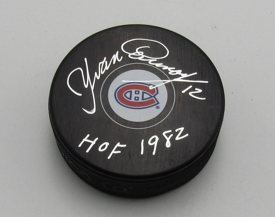 Yvan Cournoyer HOF Signed/Inscribed Montreal Canadiens Hockey Puck PSA 194295