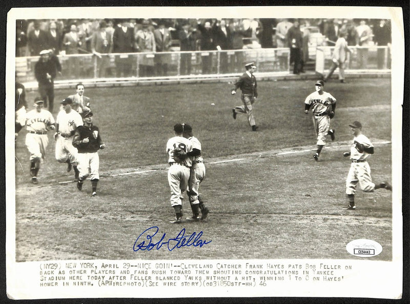 Bob Feller HOF Signed 8x10 B/W 1946 Press Photo Cleveland Indians JSA 196642