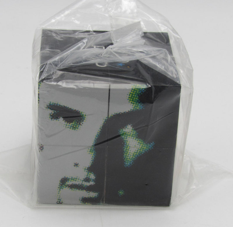 U2 POP 3x3 Photo Cube RARE in Sealed Package 197602