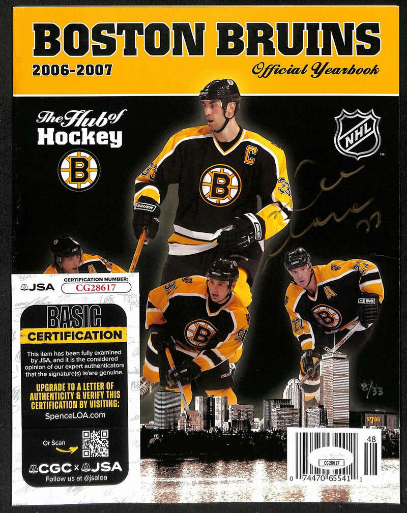 Zdeno Chara Boston Bruins  Signed 2006-07 Boston Bruins Yearbook JSA 197261