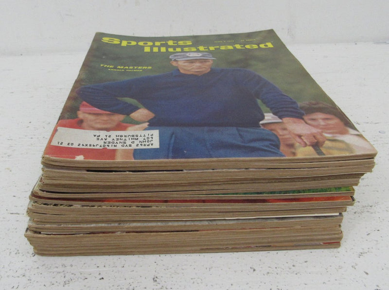Lot of (21) 1962 Sports Illustrated Magazine Issues Arnold Palmer Cover 197758