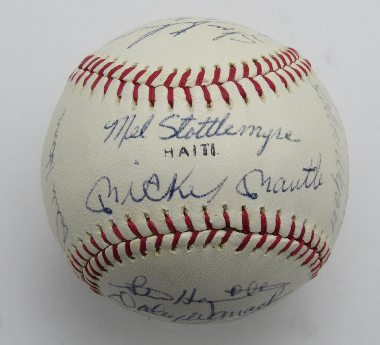 1968 Yankees Team Signed by (21) Pro League Baseball Mickey Mantle 196286