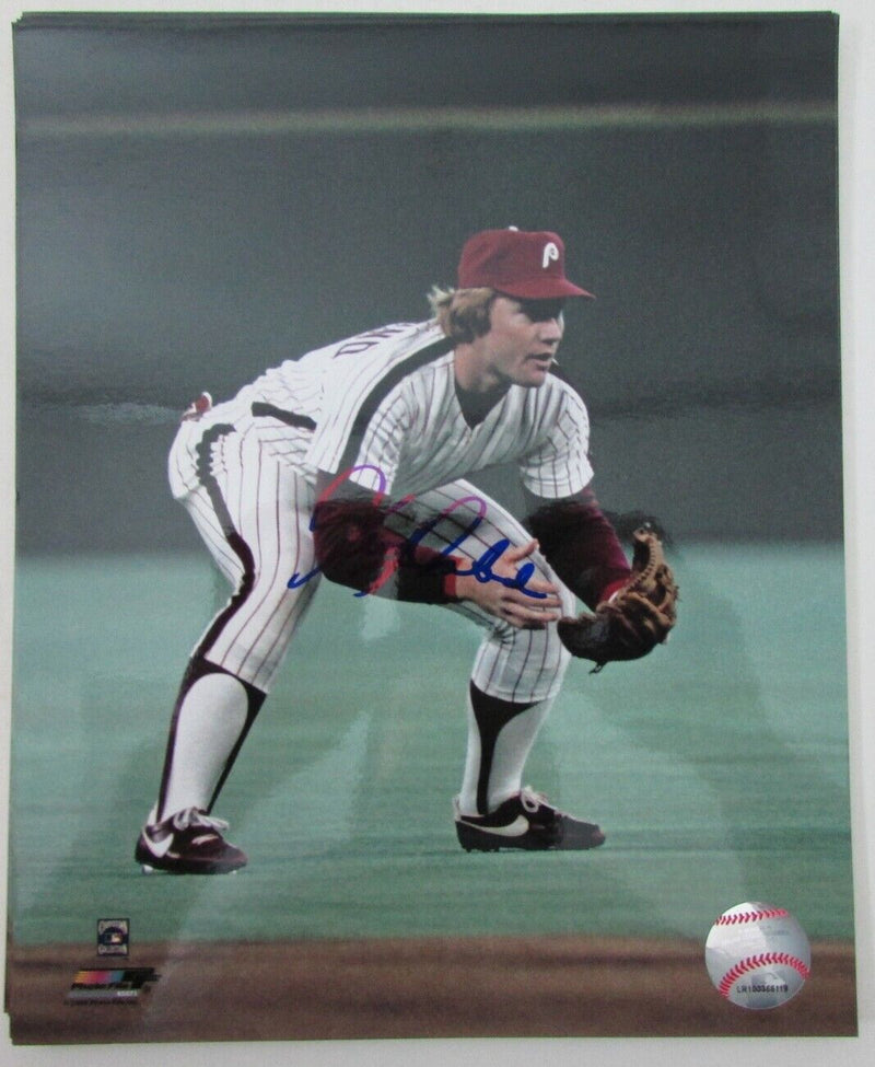 Lot of 20 Keith Moreland Philadelphia Phillies Signed 8x10 Photo MLB Holo 157447
