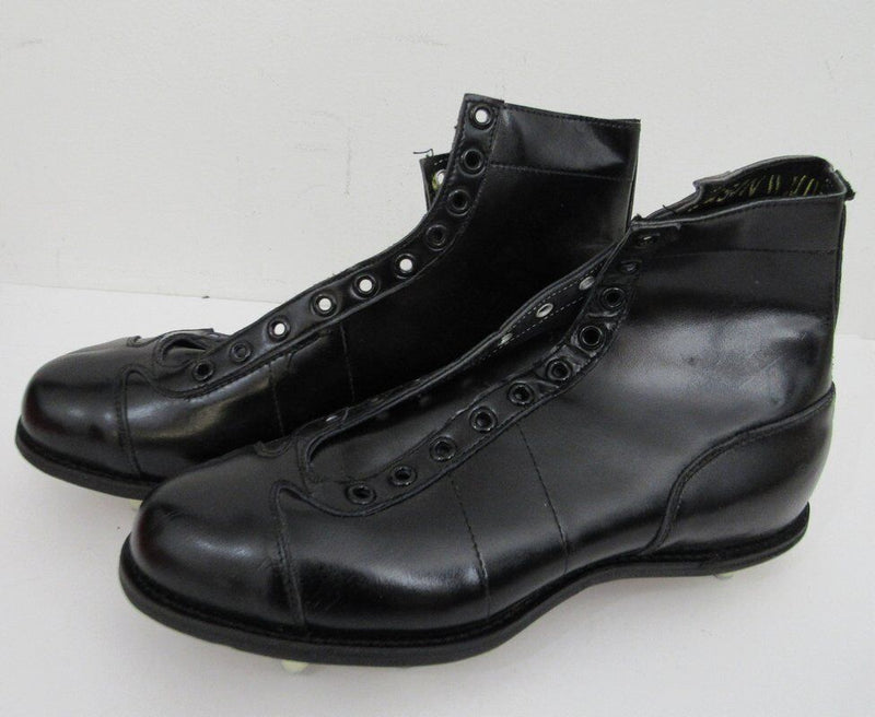 Pair of Vintage Wilson Riteweight Black Football Cleats Size 8.5  NIB 182901