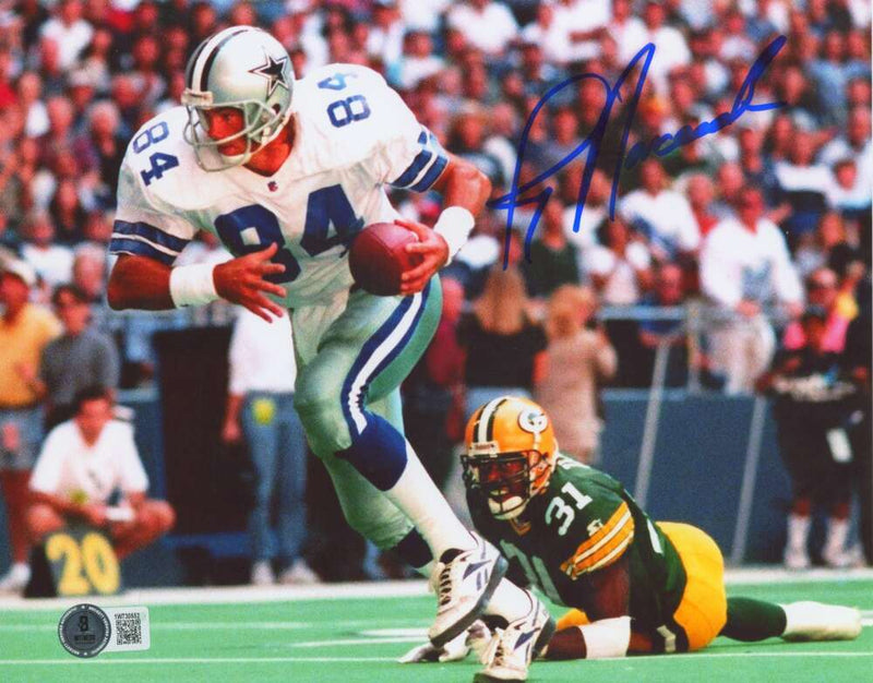Jay Novacek Signed Dallas Cowboys 8x10 Photo  Beckett Witness BAS COA #1