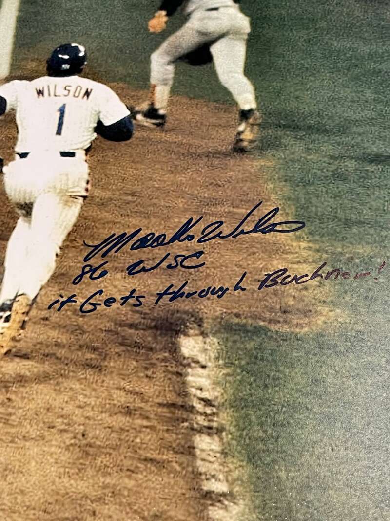 Mookie Wilson Signed Auto 16x20 Photo PSA COA IT GETS THROUGH BUCKNER 86 WSC