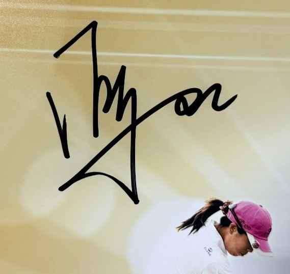 Shanshan Feng Signed Journey to No 1 30x20 Photo Insc. #31/50 Upper Deck UDA COA