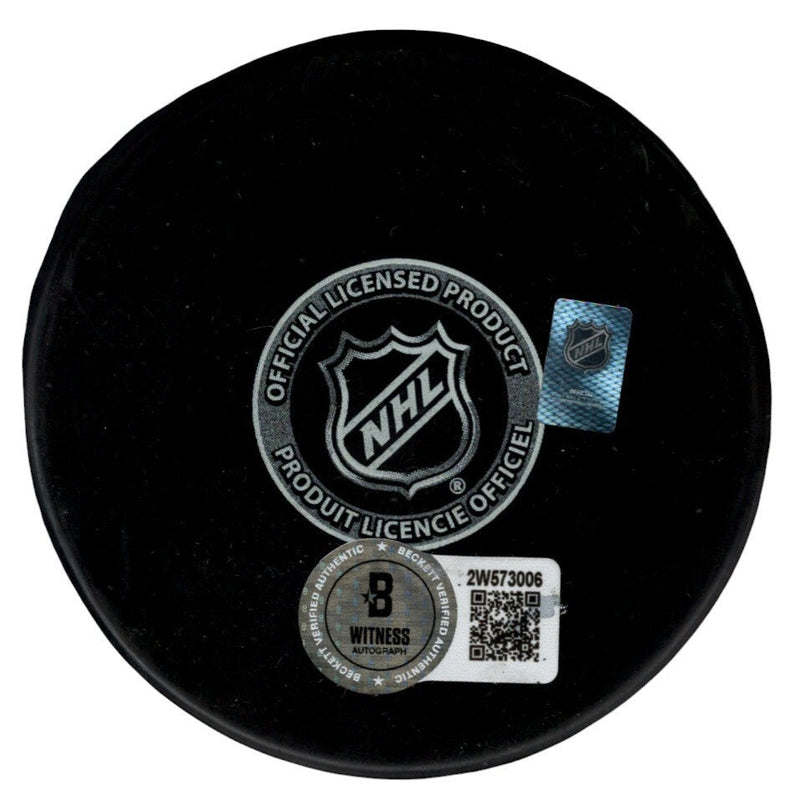 Bryan Trottier Signed Islanders Puck w/ HOF 97 Beckett Witness BAS COA