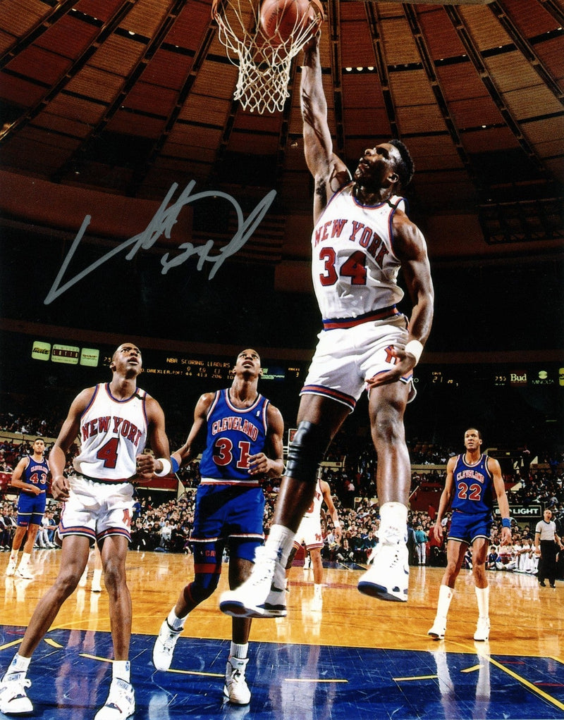 Charles Oakley Signed Autographed New York Knicks 8x10 Photo LSCM COA #1