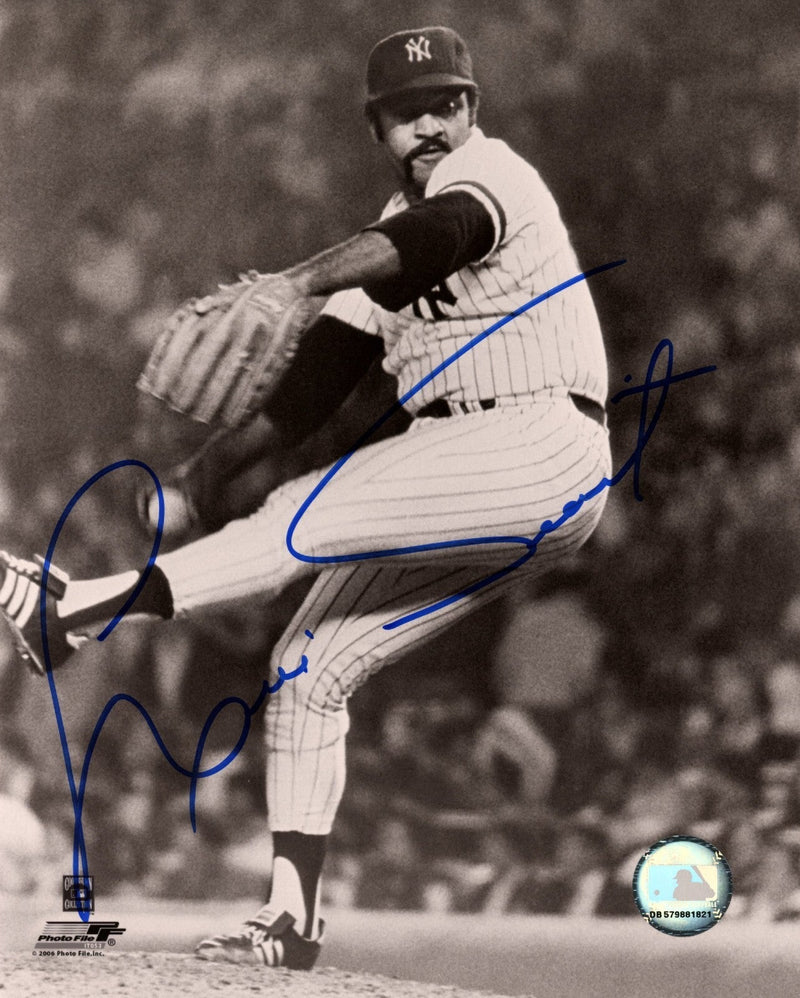 Luis Tiant Signed Autographed New York Yankees 8x10 Photo file LSCM COA