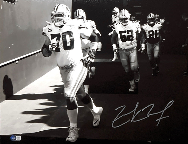 Zack Martin Signed Auto 16x20 Photo Dallas Cowboys Beckett Witness BAS COA