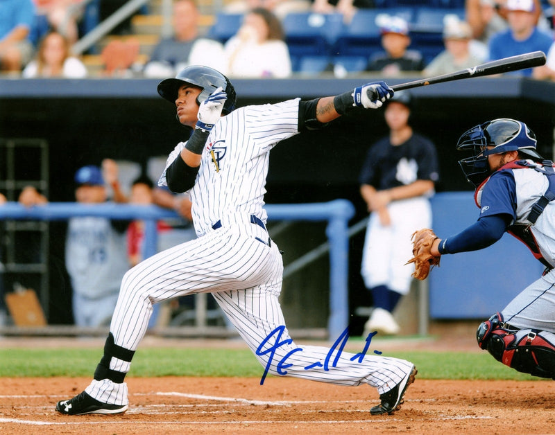 Thairo Estrada Signed New York SI Yankees 8x10 Photo LSCM COA #2