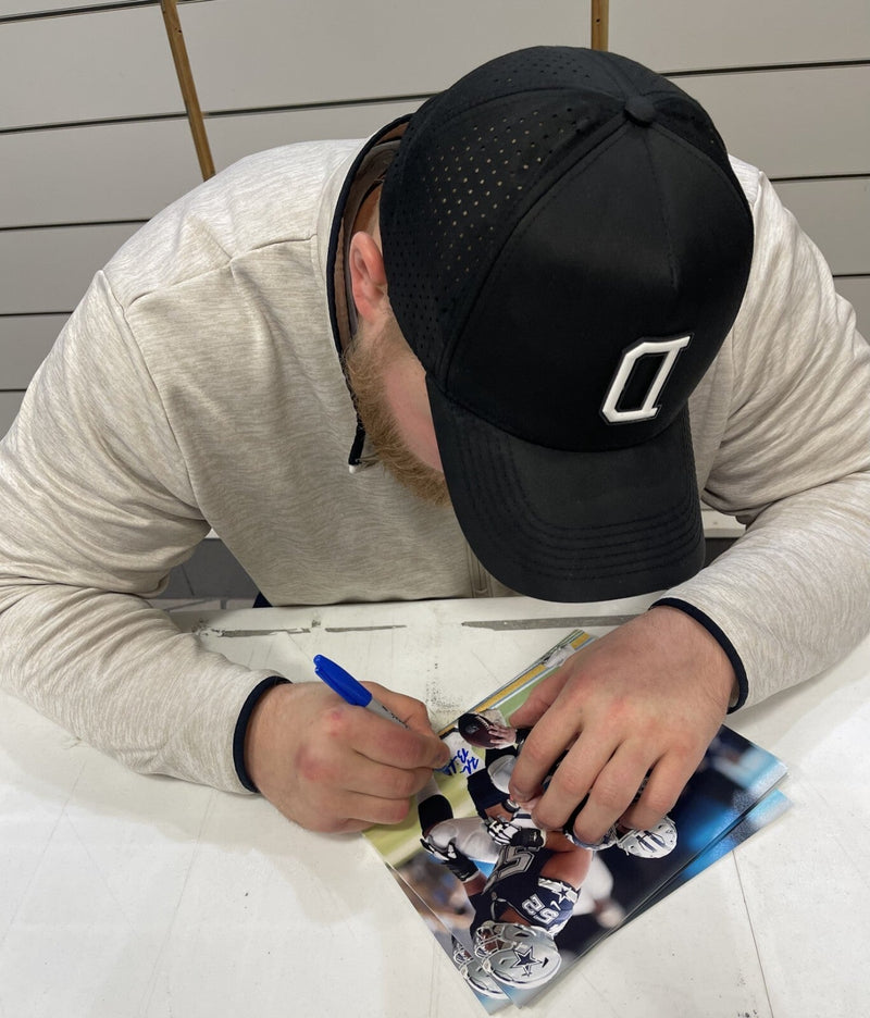 Tyler Biadasz Signed Dallas Cowboys 8x10 Photo Beckett Witness BAS COA #3
