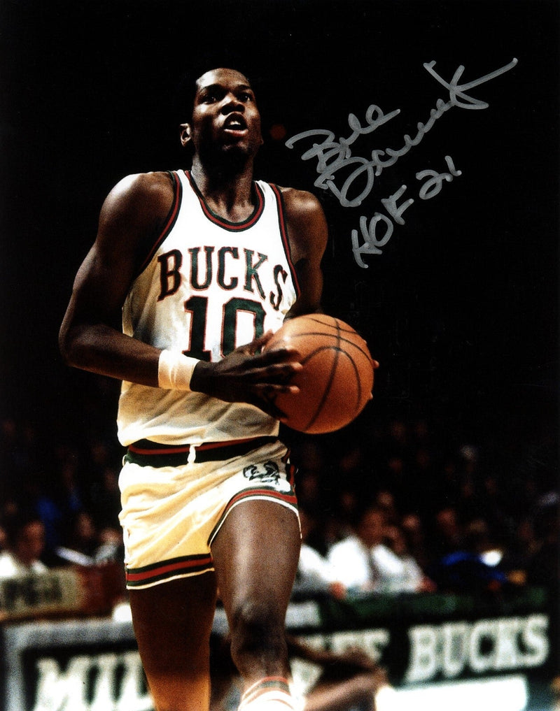 Bob Dandridge Signed Milwaukee Bucks 8x10 Photo w/ HOF 21 LSCM COA