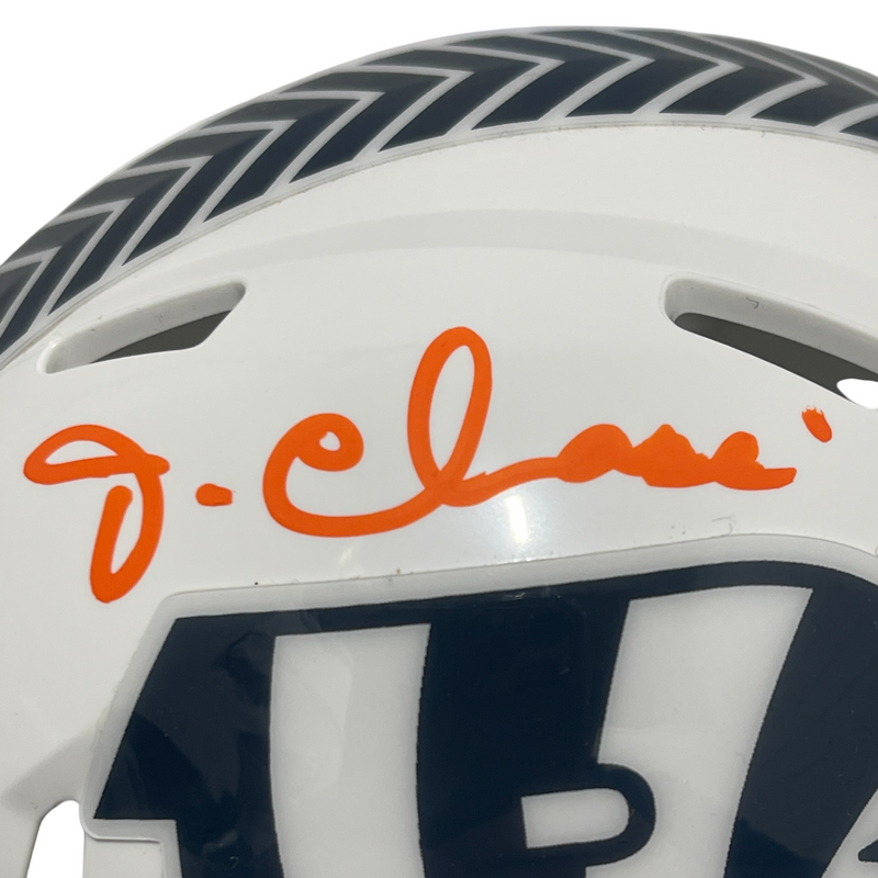 Ja'Marr Chase Signed Cincinnati Bengals Salute 24 Mini Helmet Beckett BAS COA
