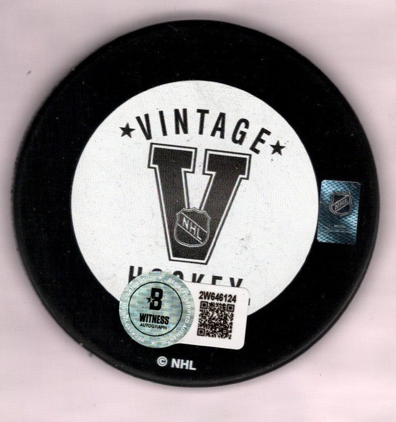 Marcel Dionne Signed Los Angeles Kings Puck w/ HOF 92 Beckett Witness BAS COA