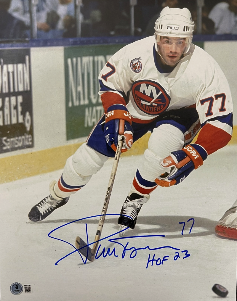 Pierre Turgeon Signed New York Islanders 11x14 Photo HOF Beckett Witness BAS COA
