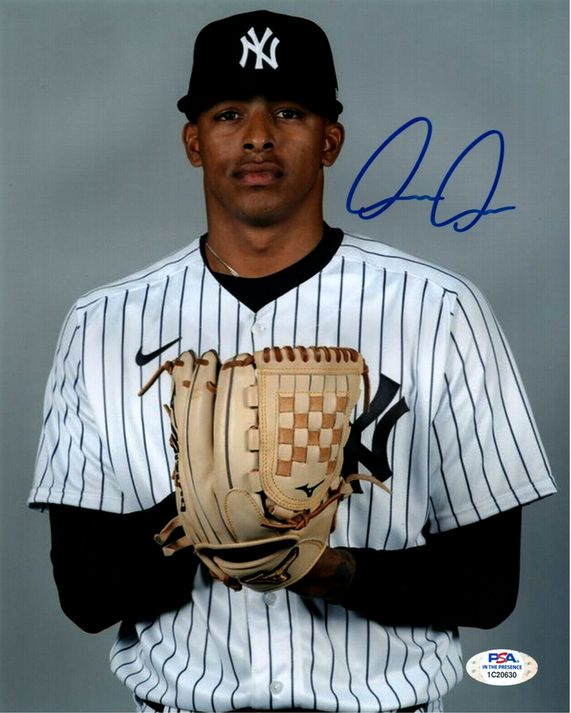 Luis Medina Signed Autographed New York Yankees 8x10 Photo PSA COA #2