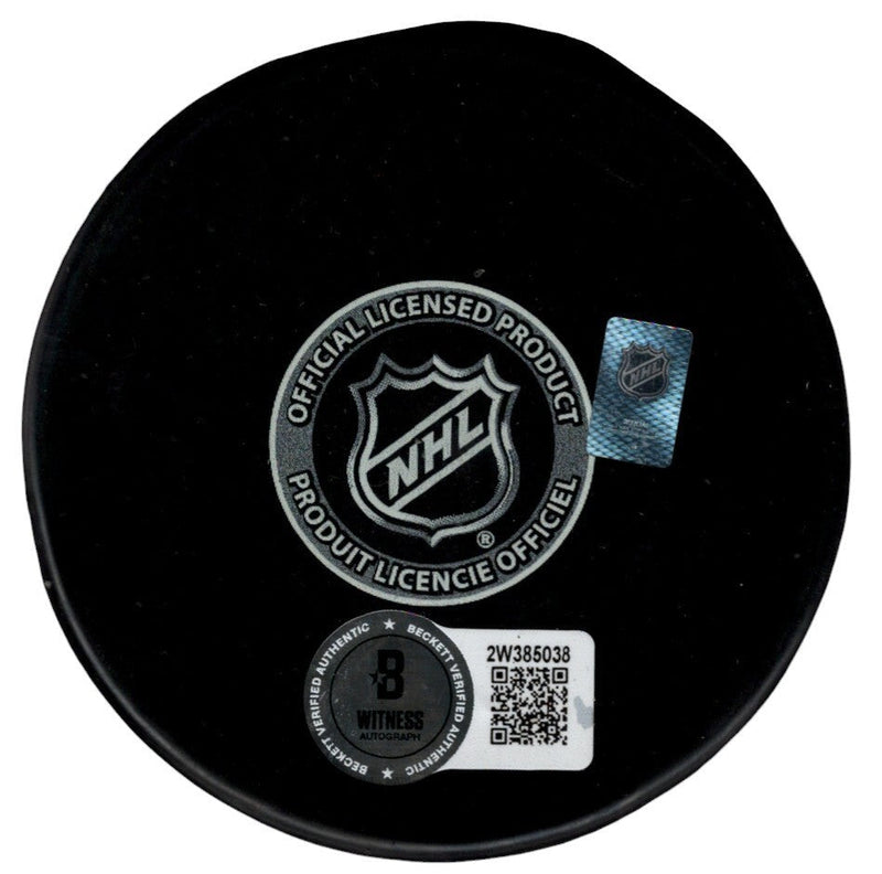 Billy Smith Signed New York Islanders Puck w/ HOF 93 Beckett Witness BAS COA