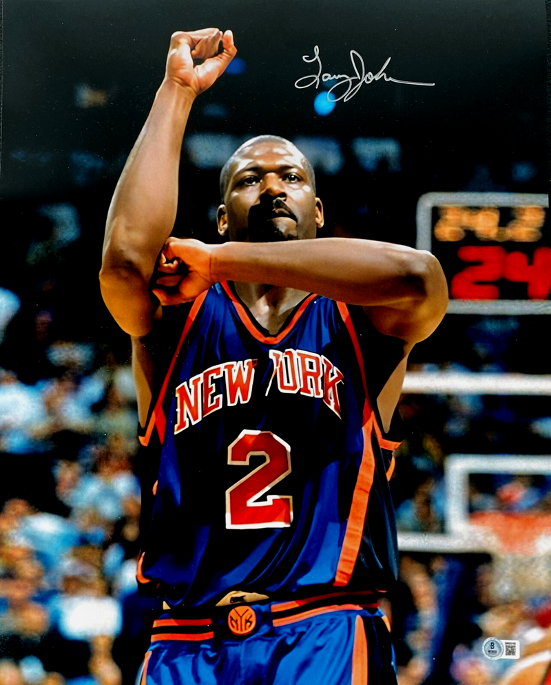 Larry Johnson Signed New York Knicks 16x20 Photo Beckett Witness BAS COA