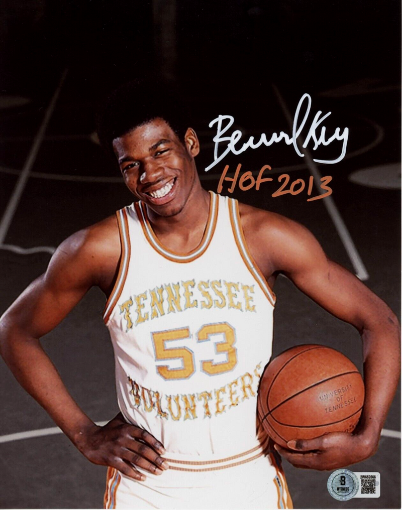 Bernard King Signed Tennessee 8x10 Photo w/ HOF 2013 Beckett Witness BAS COA #9