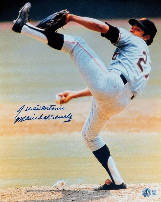 Juan Marichal Signed SF Giants 11x14 Photo w/ Full Name Beckett Witness BAS COA