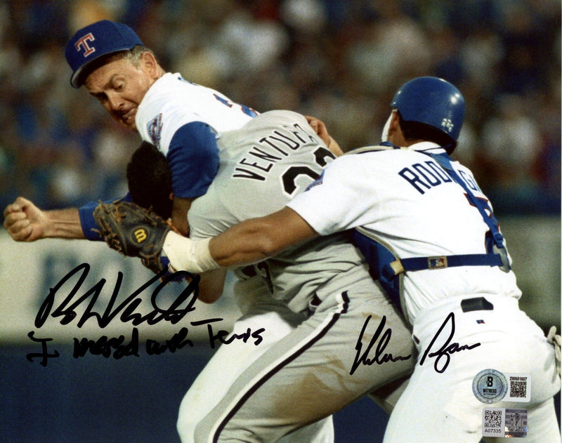 Nolan Ryan & Robin Ventura Signed 8x10 w/ Fight Photo Beckett BAS COA + NR Holo