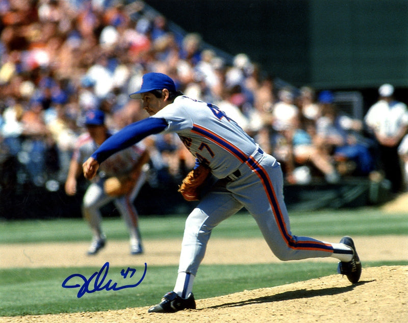 Jesse Orosco Signed Autographed New York Mets 8x10 Photo LSCM COA