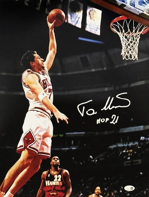 Toni Kukoc Signed Chicago Bulls 16x20 Photo w/ HOF 21 JSA WITNESS COA