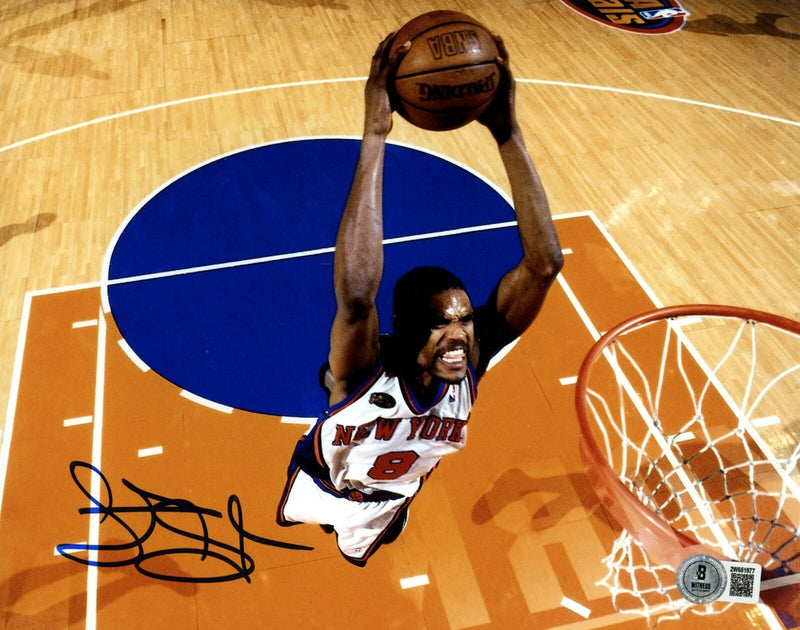 Latrell Sprewell Signed New York Knicks 8x10 Photo Beckett Witness BAS COA