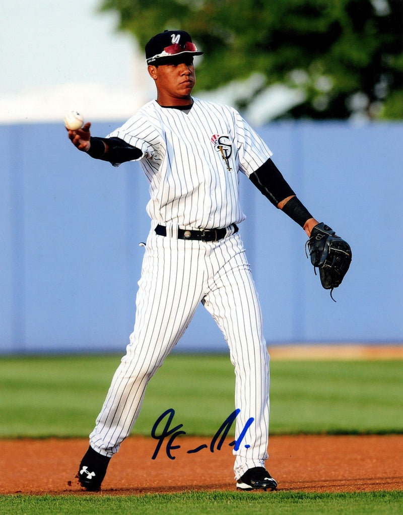 Thairo Estrada Signed New York SI Yankees 8x10 Photo LSCM COA #1
